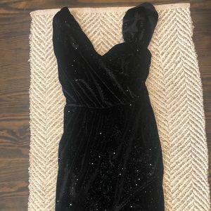 One shoulder black velvet mini dress